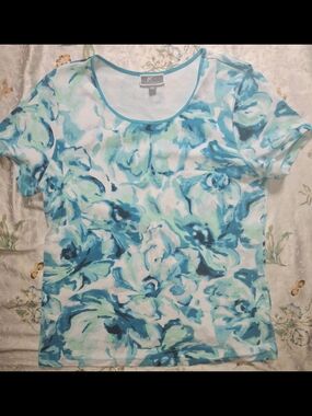 JM Collection Aqua and Teal Floral Short Sleeve Tee